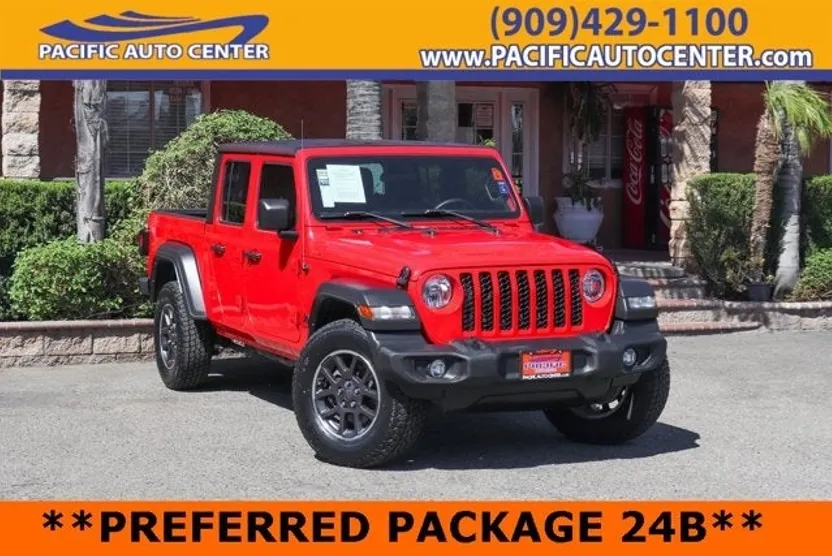 2022 Jeep Gladiator Sport photo 1