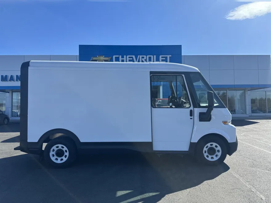 2025 Chevrolet BrightDrop 400 photo 1