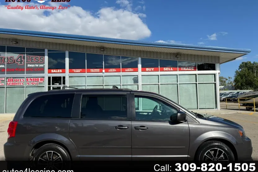 2017 Dodge Grand Caravan GT photo 1