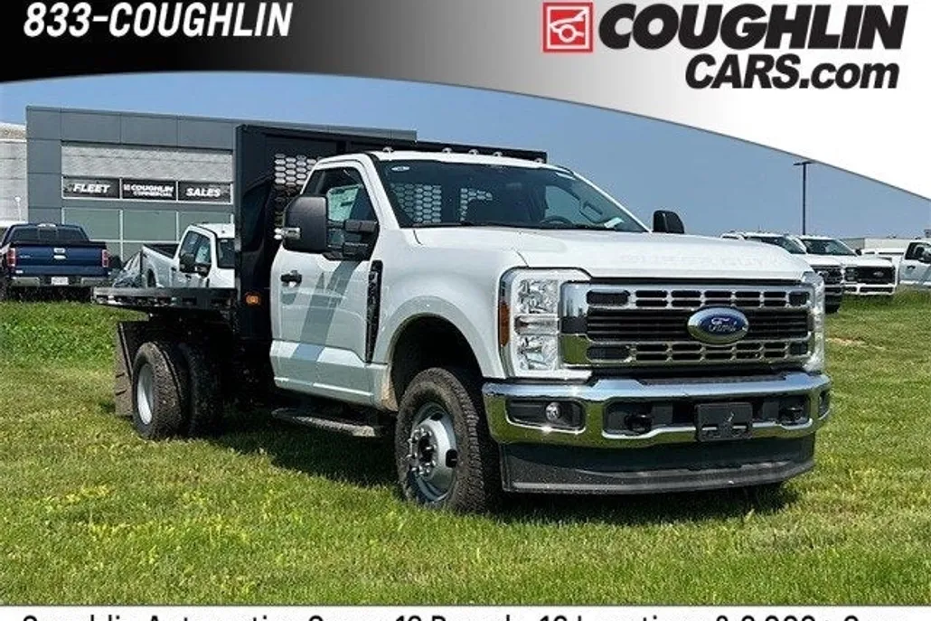 2025 Ford F-350 XL photo 1