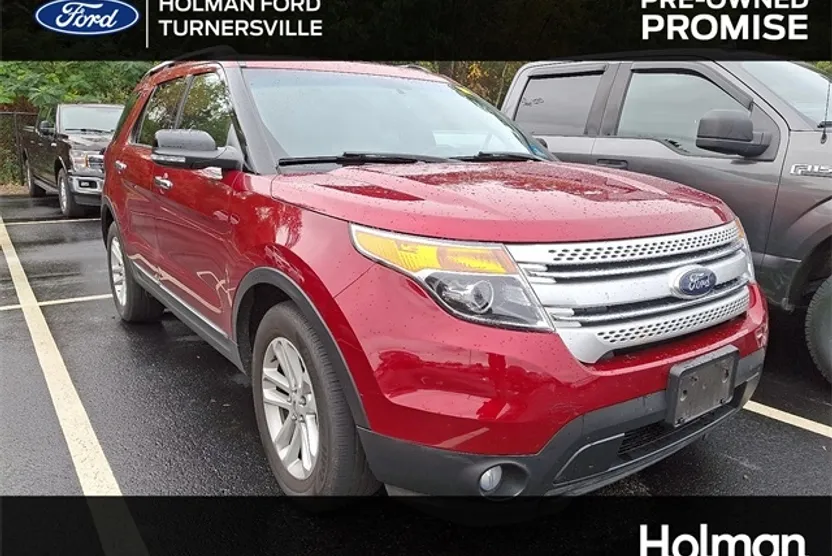 2014 Ford Explorer XLT photo 1