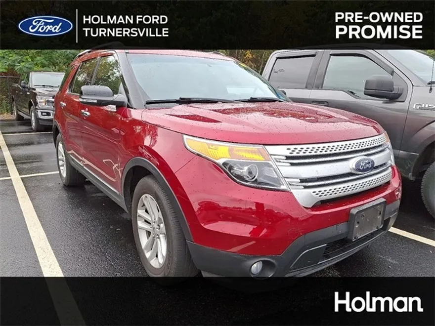 2014 Ford Explorer XLT photo 1