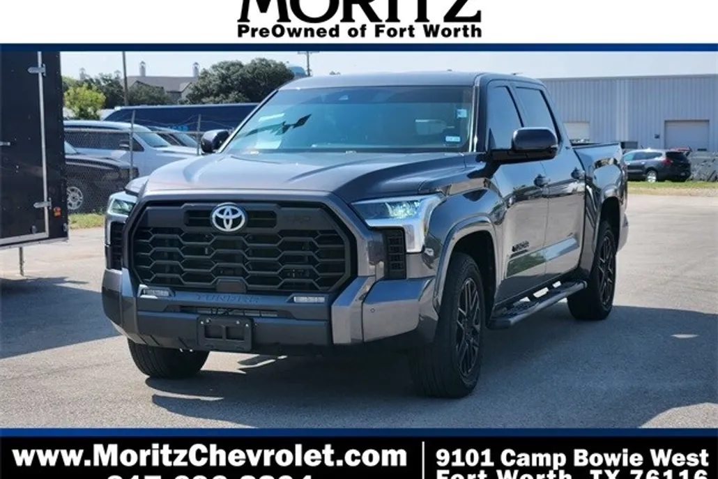 2022 Toyota Tundra SR5 photo 1
