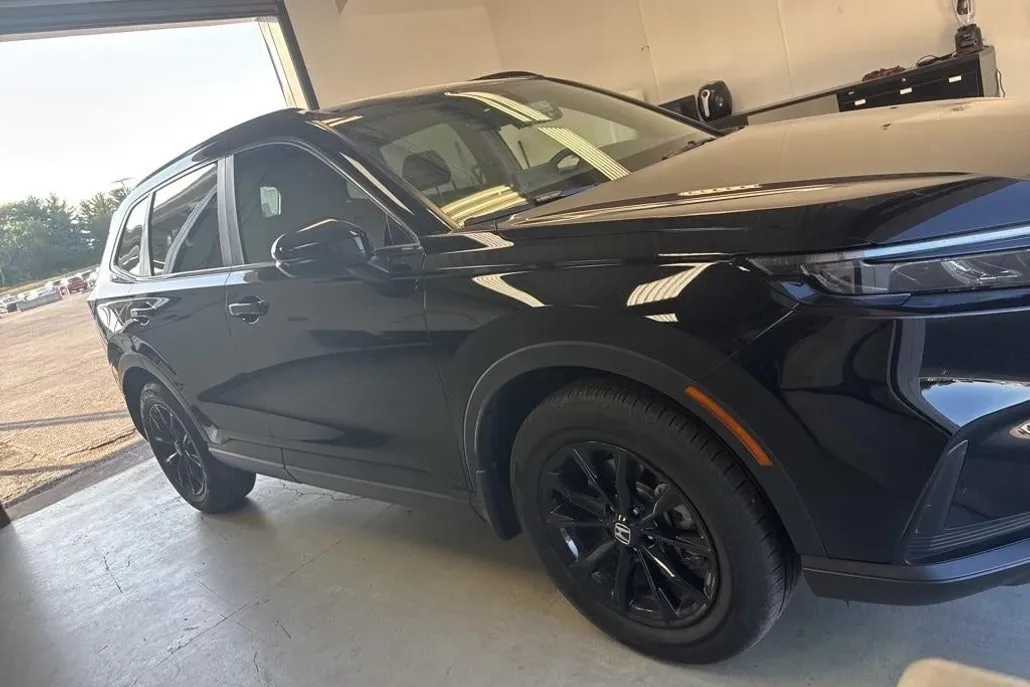 2024 Honda CR-V Hybrid Sport photo 1