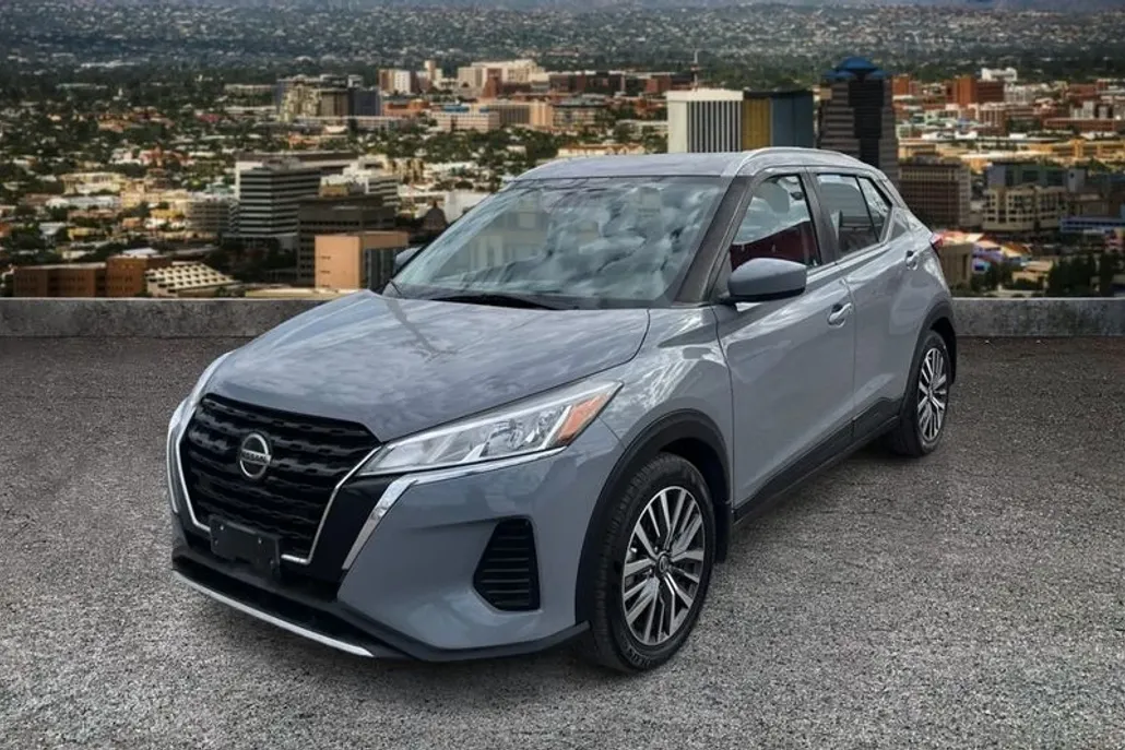 2021 Nissan Kicks SV photo 1