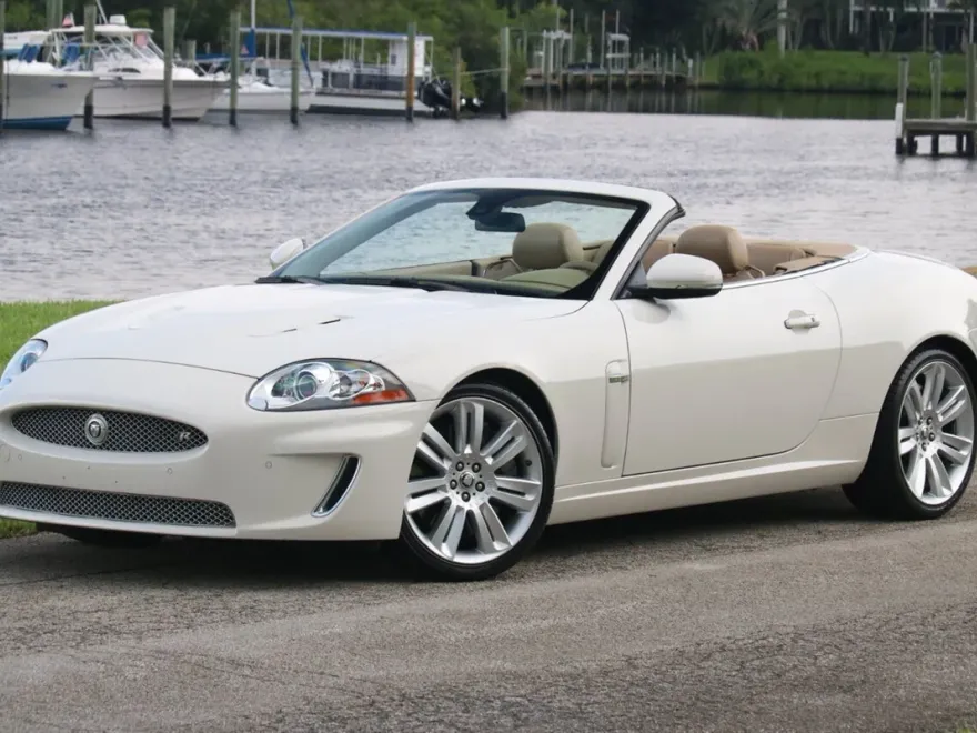 2010 Jaguar XK XKR photo 1