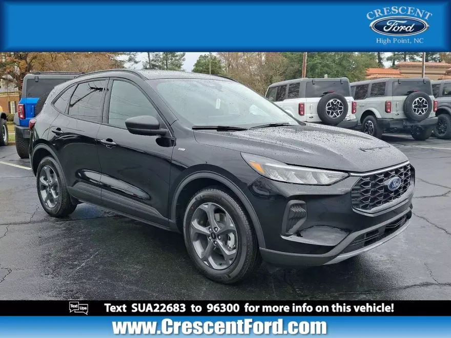 2025 Ford Escape ST-Line photo 1