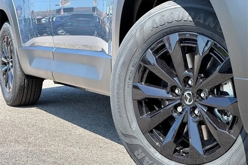 2025 Mazda CX-50 Preferred photo 1