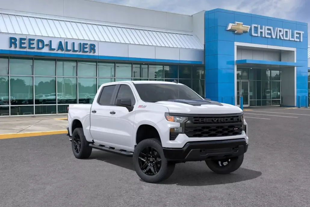 2026 Chevrolet Silverado 1500 Custom Trail Boss photo 1