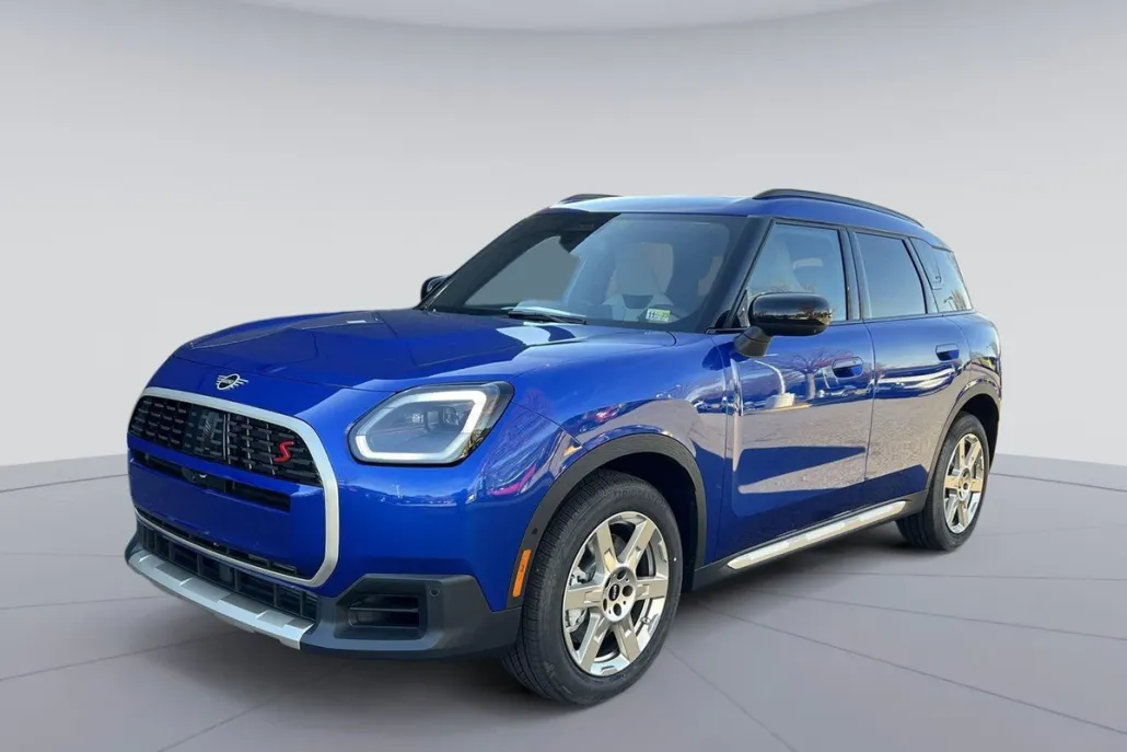 2025 Mini Countryman S ALL4 photo 1
