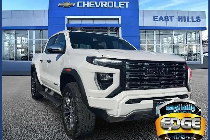 2023 Gmc Canyon Denali photo 1