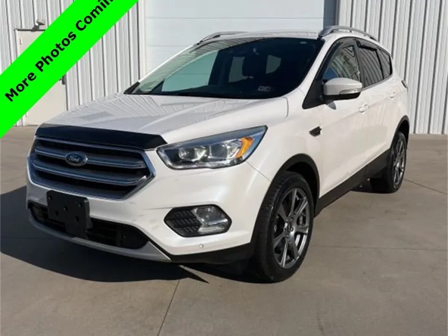 2017 Ford Escape Titanium photo 1