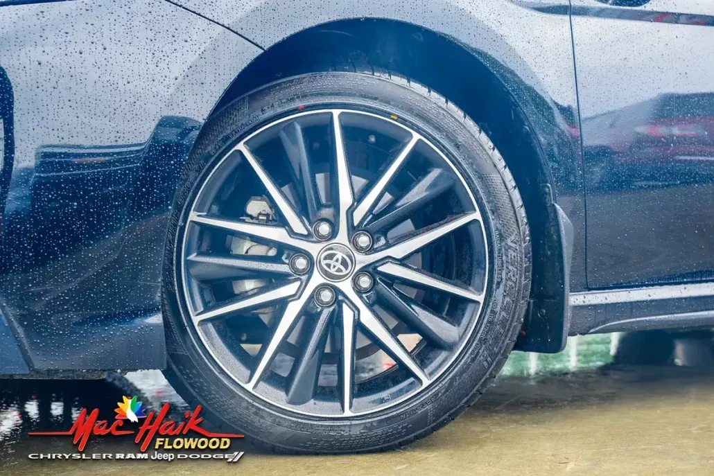 2023 Toyota Camry SE photo 1