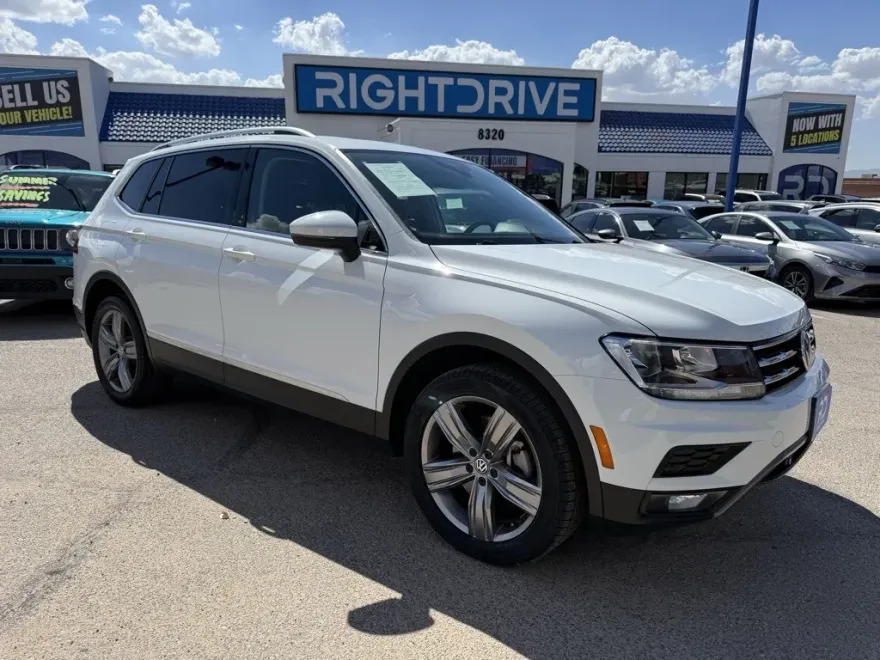 2021 Volkswagen Tiguan R-Line Black SEL photo 1