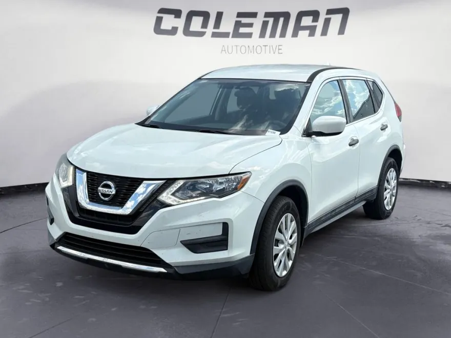 2017 Nissan Rogue S photo 1