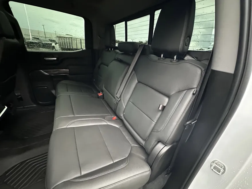 2021 Chevrolet Silverado 1500 LTZ photo 1