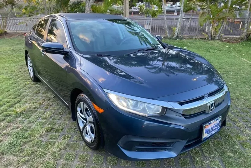 2016 Honda Civic LX photo 1