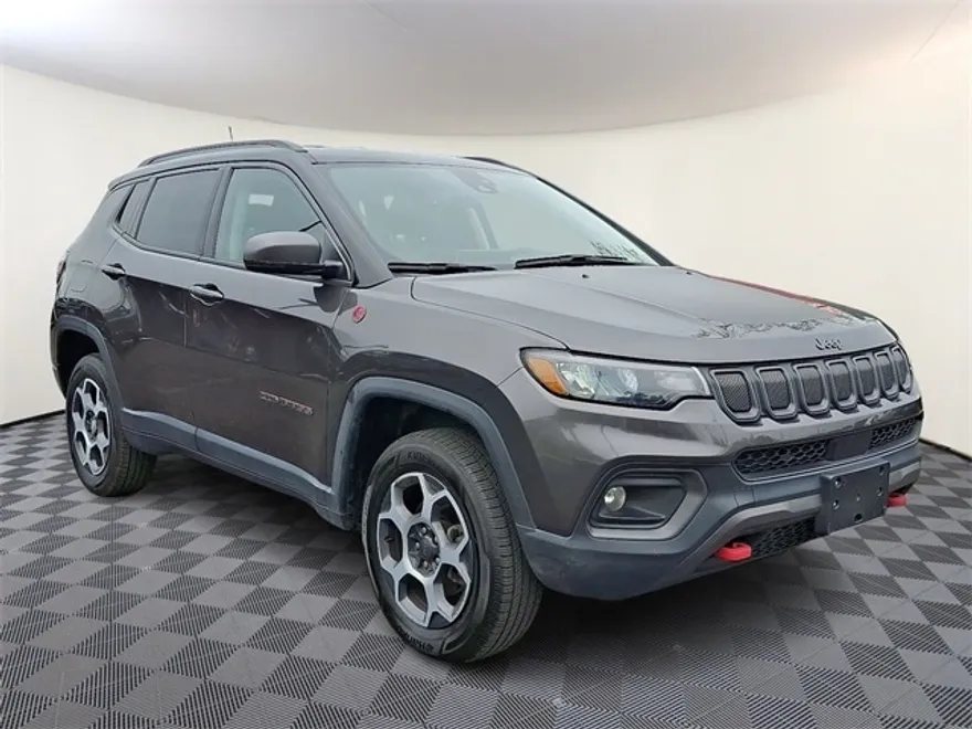 2022 Jeep Compass Trailhawk photo 1