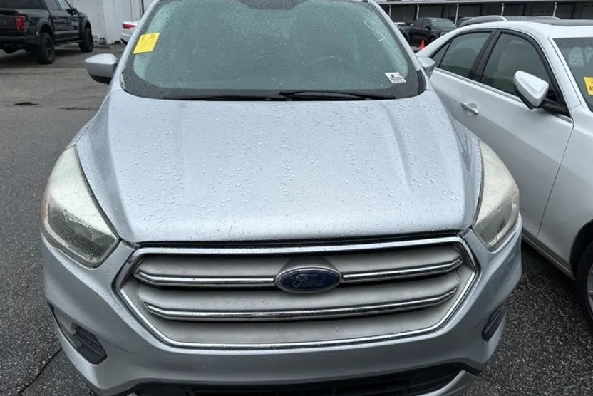 2018 Ford Escape SE photo 1