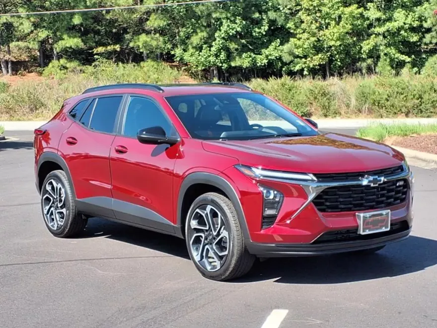 2025 Chevrolet Trax photo 1