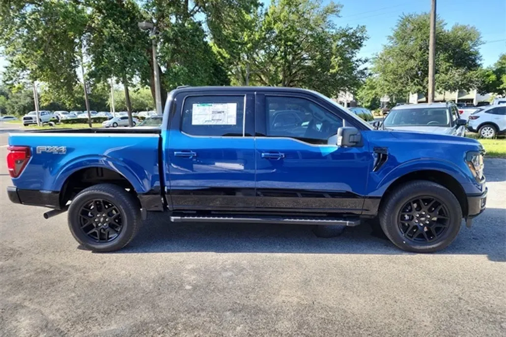 2024 Ford F-150 XLT photo 1
