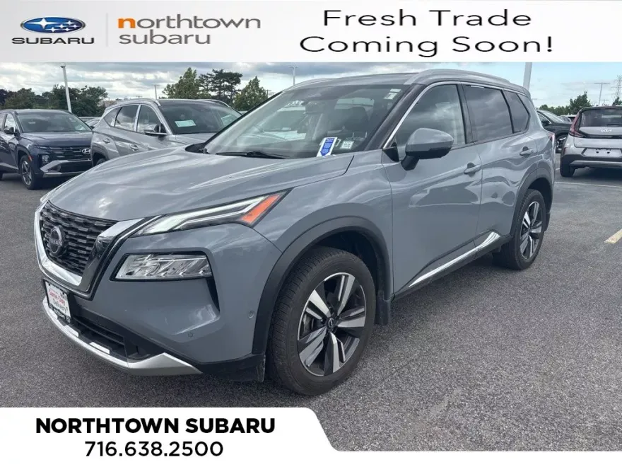 2023 Nissan Rogue Platinum photo 1
