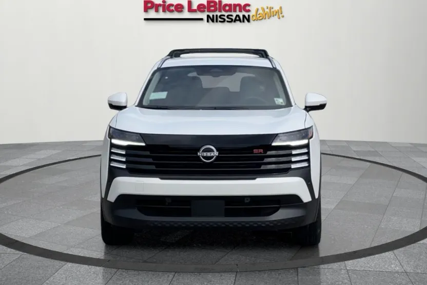 2025 Nissan Kicks SR photo 1