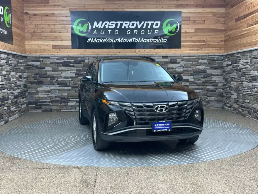 2023 Hyundai Tucson SEL photo 1