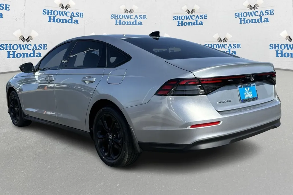 2025 Honda Accord SE photo 1