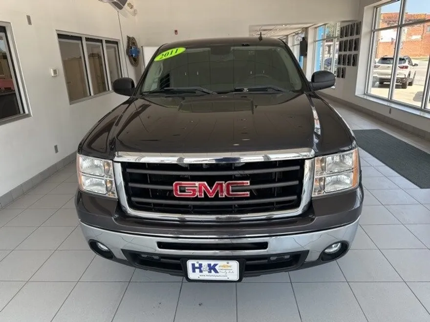 2011 Gmc Sierra 1500 SLE photo 1