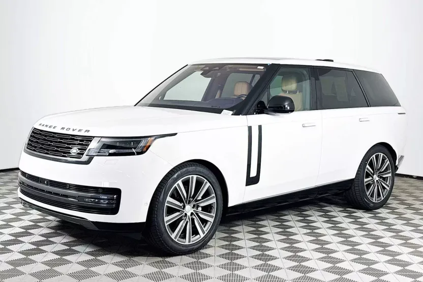 2023 Land Rover Range Rover SE photo 1