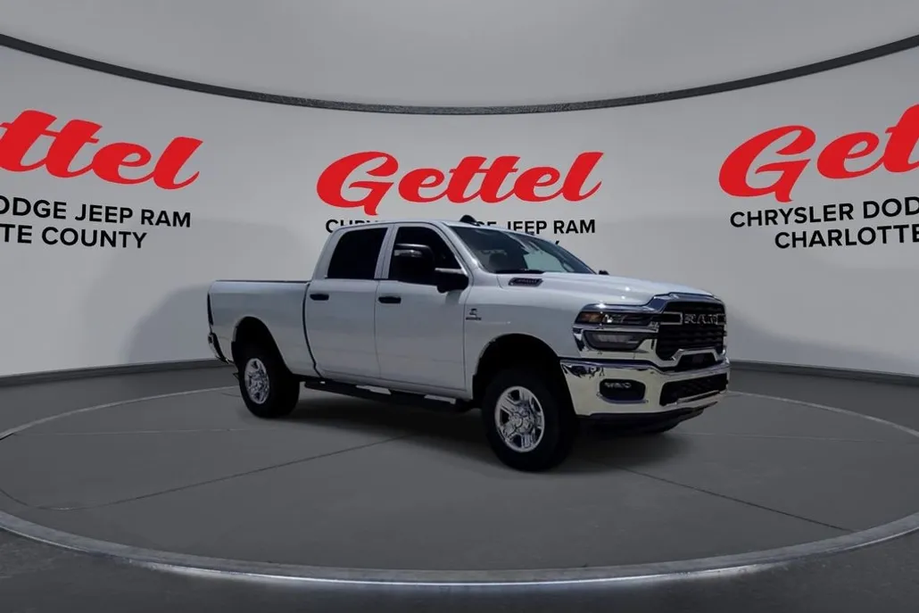 2025 Ram 3500 Tradesman photo 1