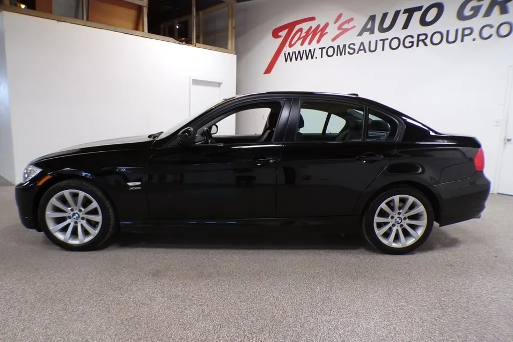 2011 Bmw 328i xDrive photo 1