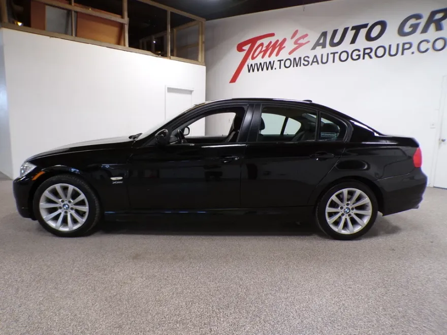 2011 Bmw 328i xDrive photo 1