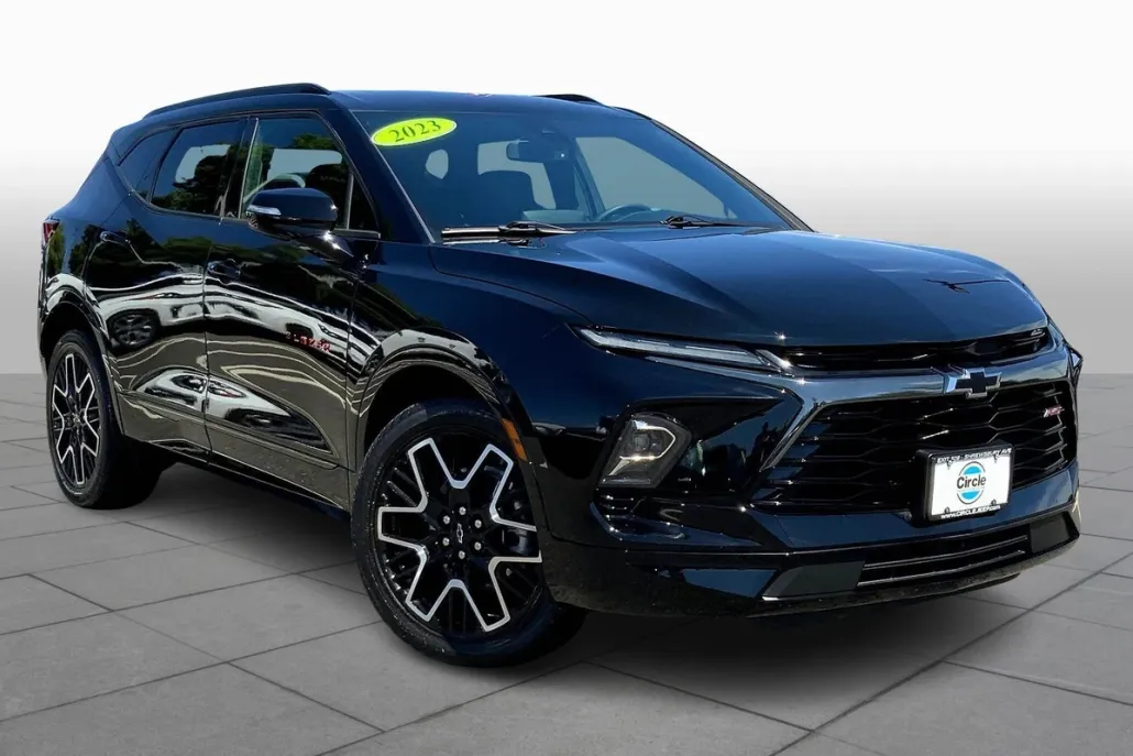 2023 Chevrolet Blazer RS photo 1