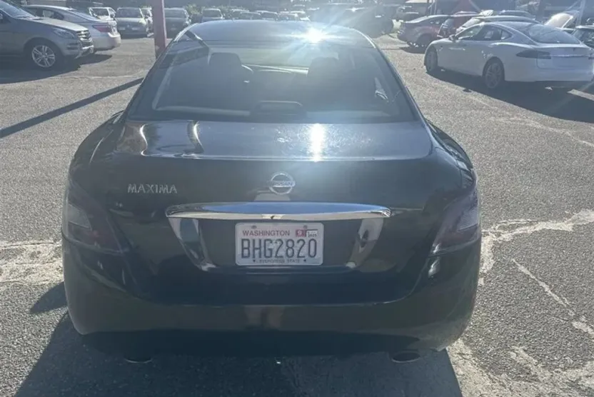 2014 Nissan Maxima S photo 1