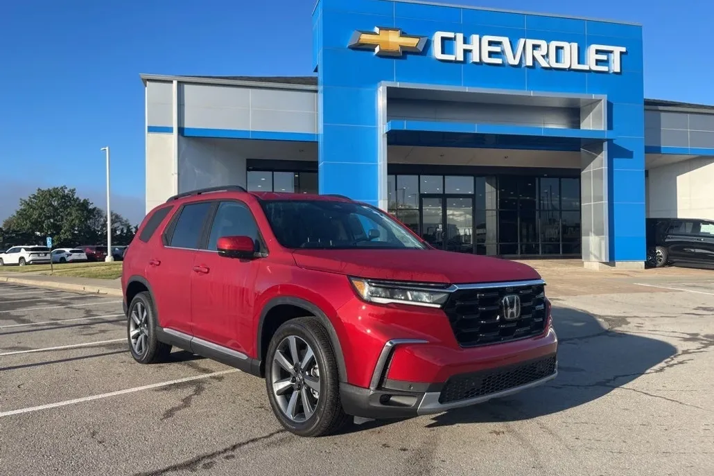 2025 Honda Pilot Elite photo 1