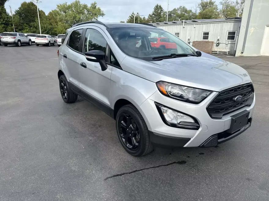 2022 Ford EcoSport SES photo 1