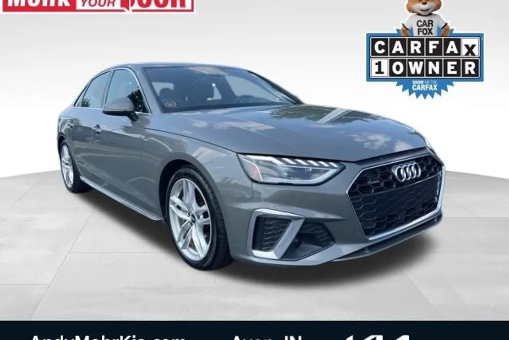 2023 Audi A4 45 S line Premium Plus Quattro photo 1