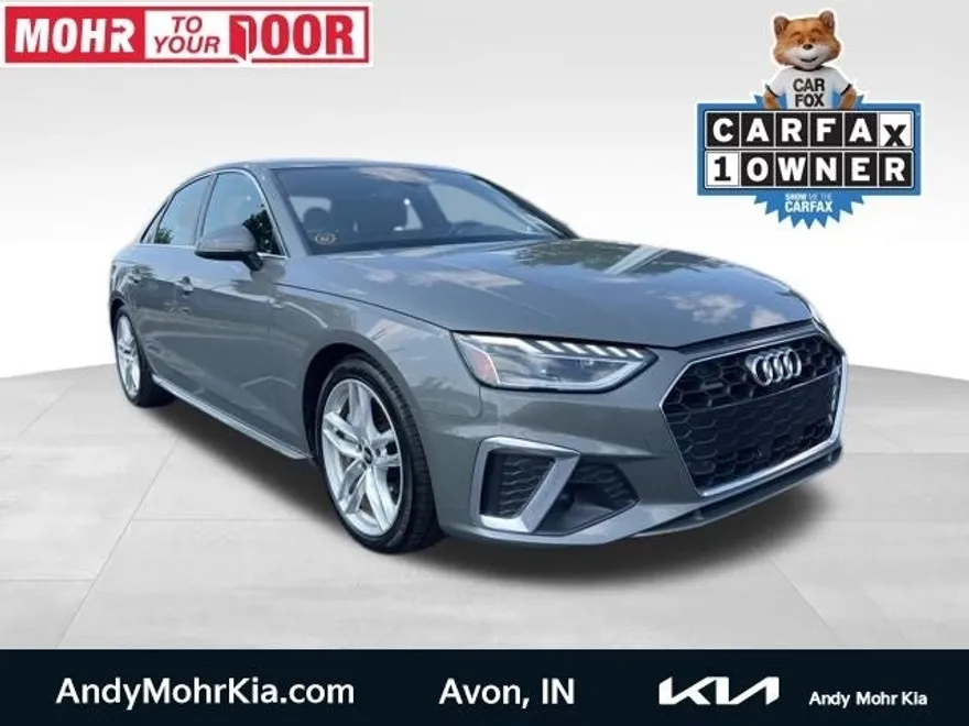 2023 Audi A4 45 S line Premium Plus Quattro photo 1