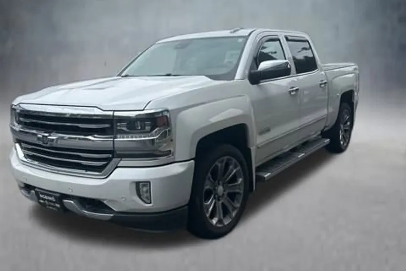 2018 Chevrolet Silverado 1500 High Country photo 1