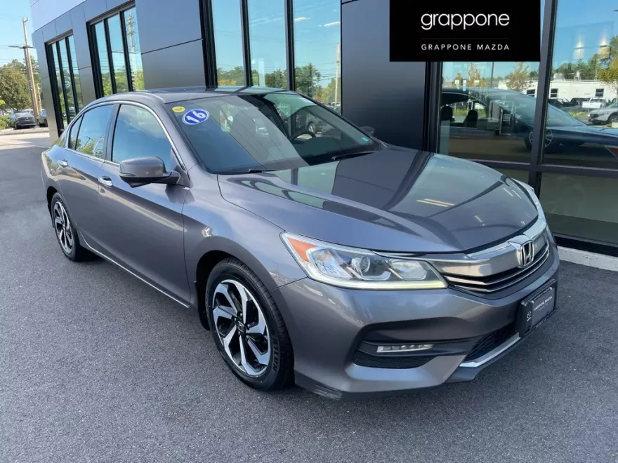 2016 Honda Accord EX photo 1