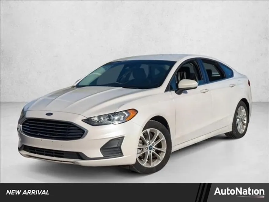 2019 Ford Fusion SE photo 1