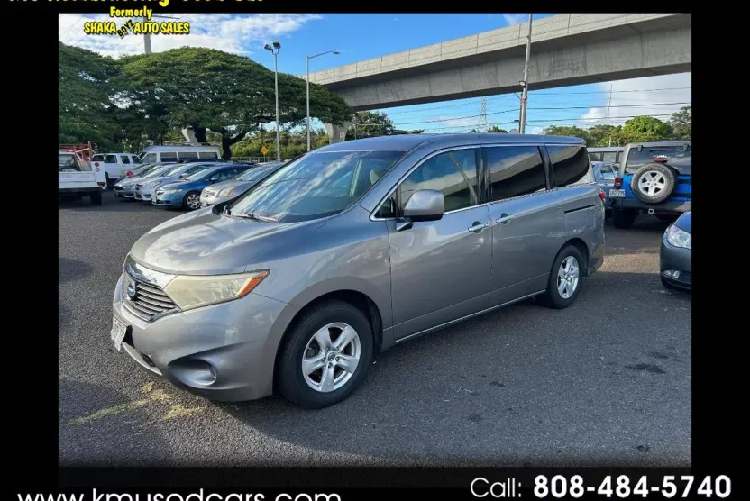 2012 Nissan Quest SV photo 1