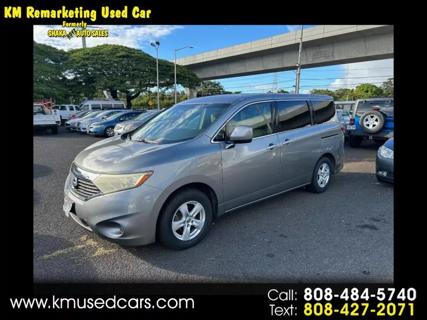 2012 Nissan Quest SV photo 1