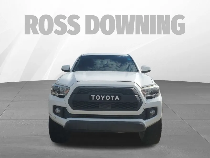 2019 Toyota Tacoma 4x4 SR photo 1