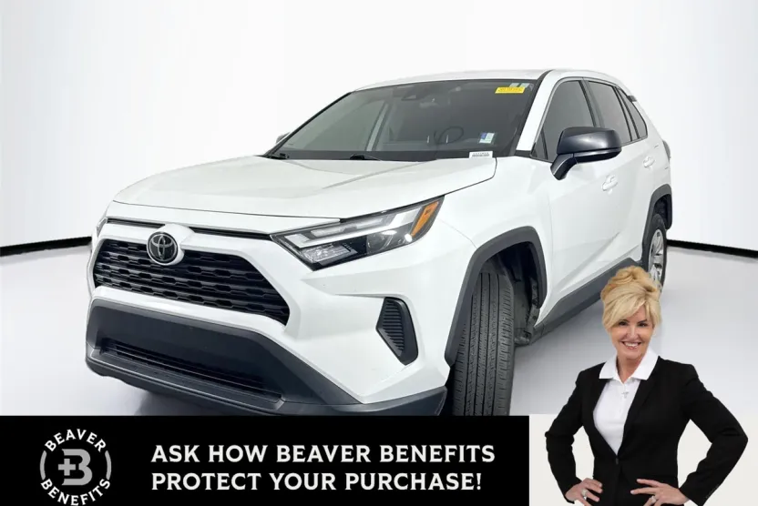 2023 Toyota RAV4 LE photo 1