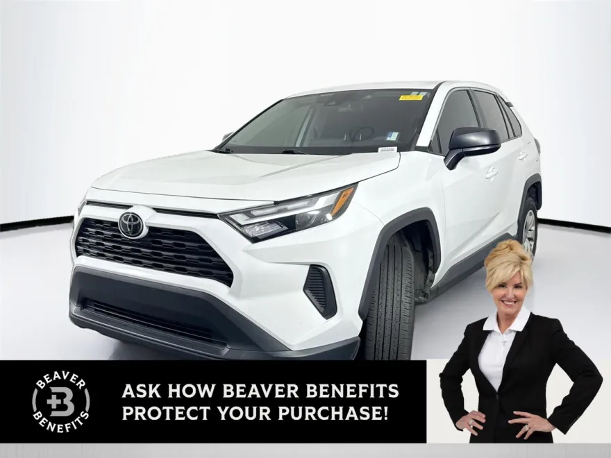 2023 Toyota RAV4 LE photo 1