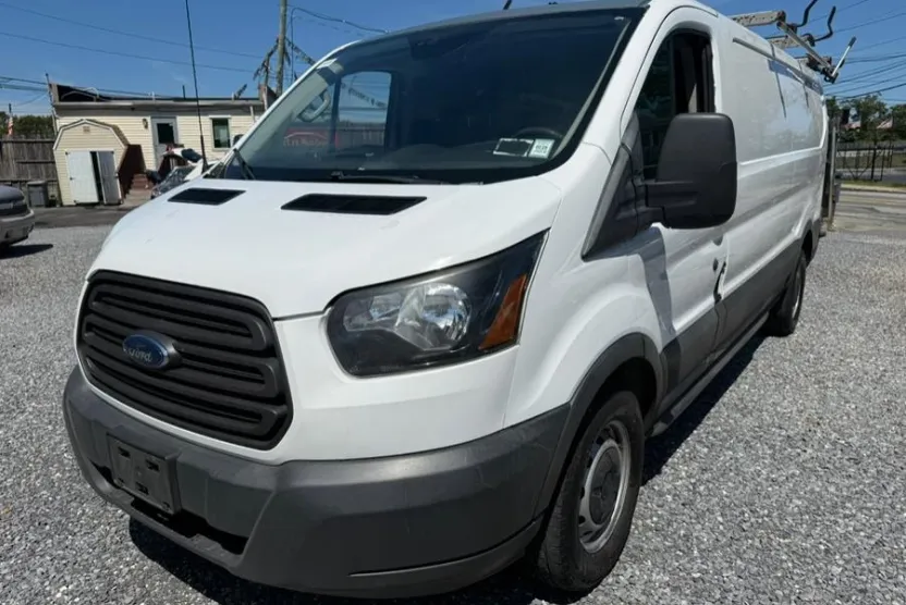 2017 Ford Transit Van photo 1