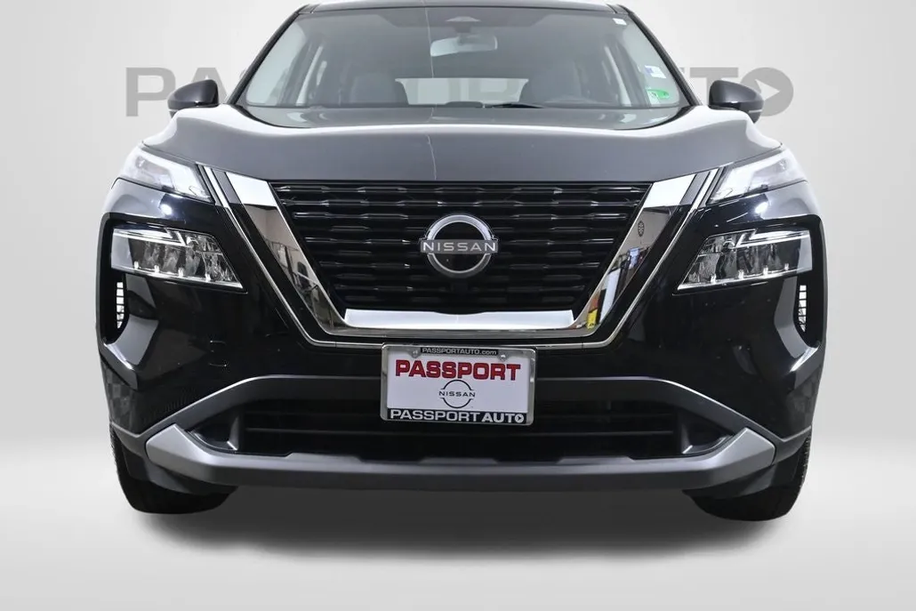 2023 Nissan Rogue SV photo 1